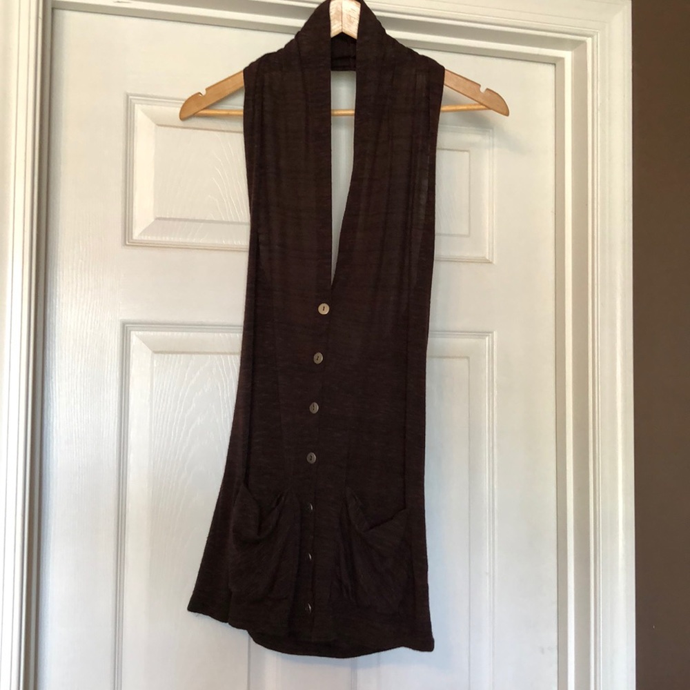 Halter top